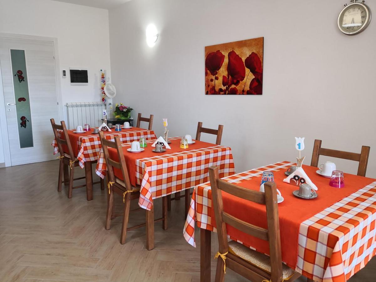 B&B Il Papavero Rosso Corigliano dʼOtranto Extérieur photo