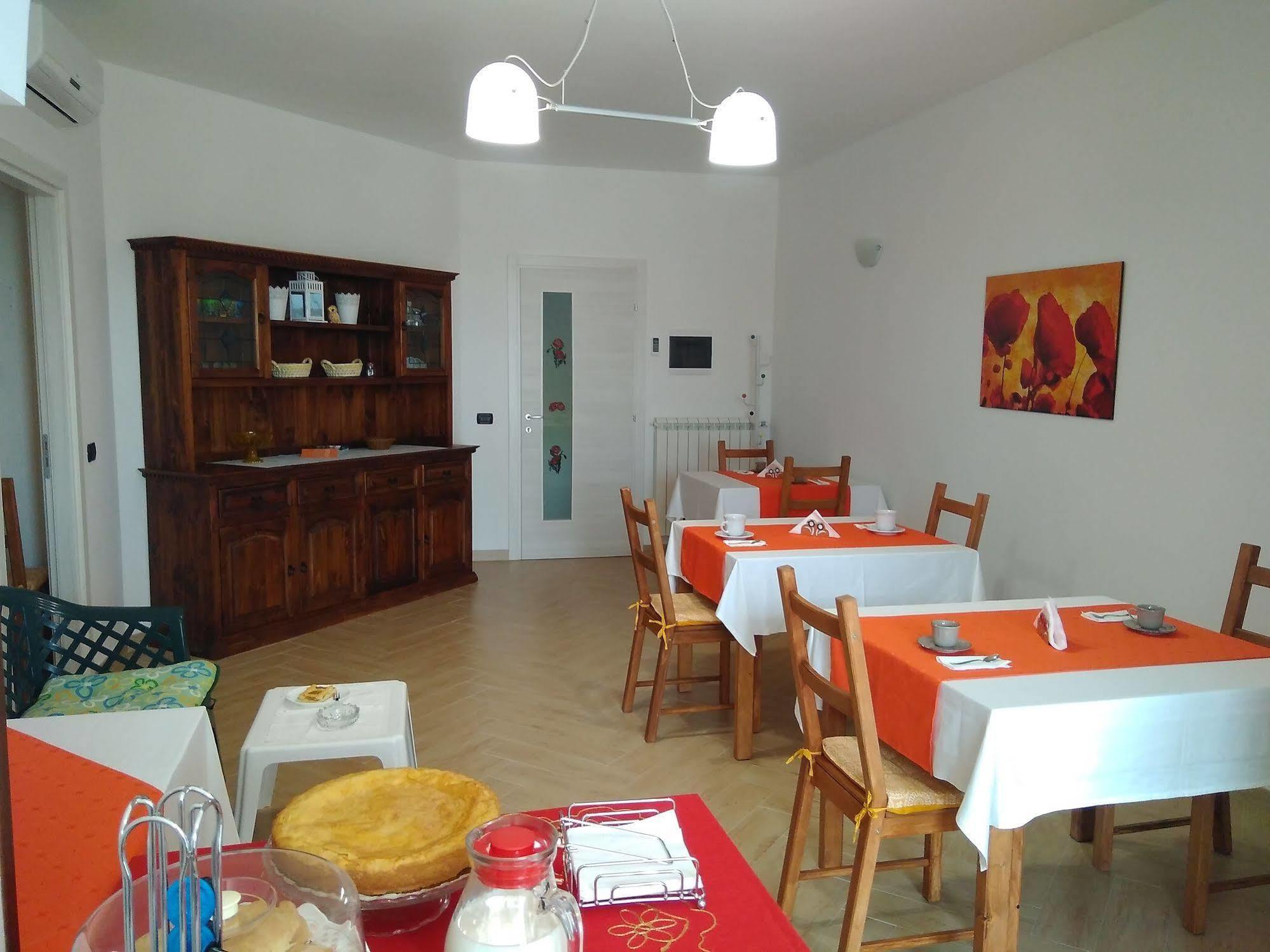 B&B Il Papavero Rosso Corigliano dʼOtranto Extérieur photo